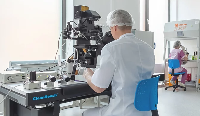 Сколько эмбрионов подсаживают при ЭКО